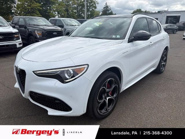 2023 Alfa Romeo Stelvio Ti
