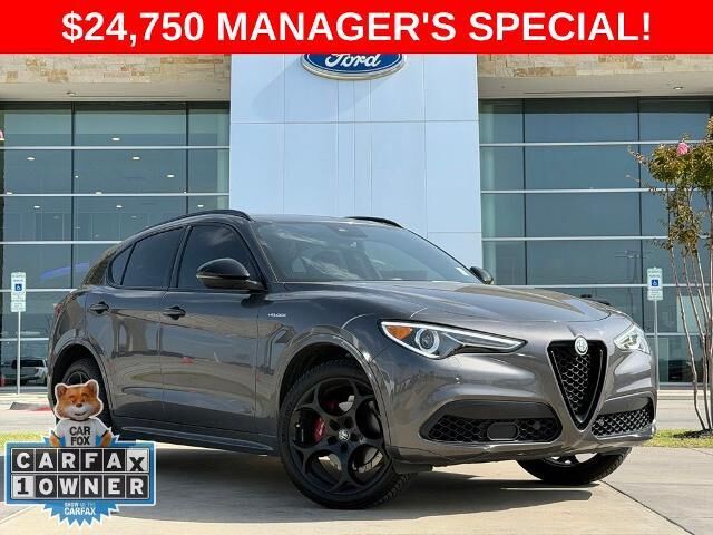 2022 Alfa Romeo Stelvio Ti
