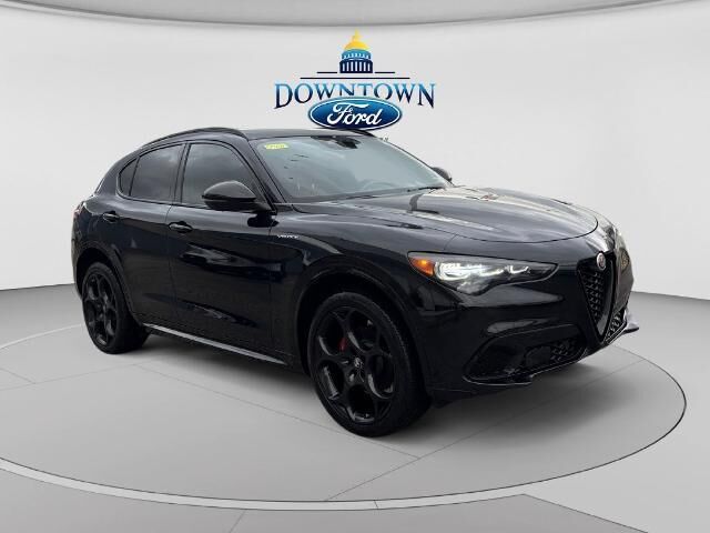 2024 Alfa Romeo Stelvio Ti