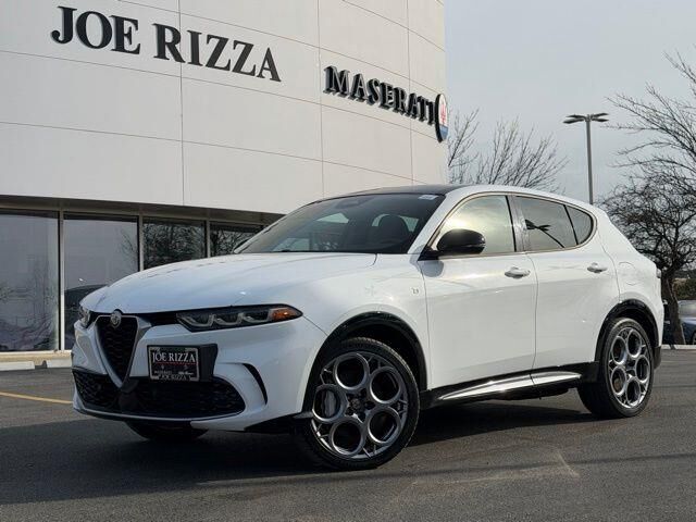 2024 Alfa Romeo Tonale Hybrid Ti