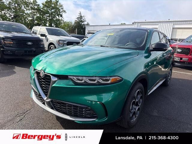 2024 Alfa Romeo Tonale Hybrid Ti