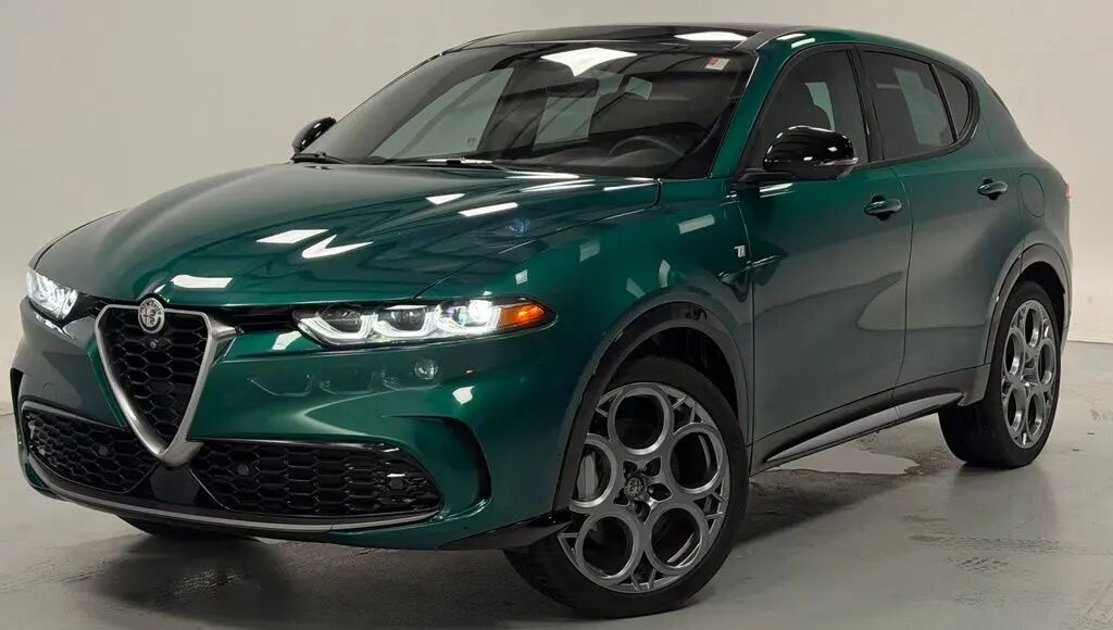 2024 Alfa Romeo Tonale Hybrid Ti — photo 1 of 13