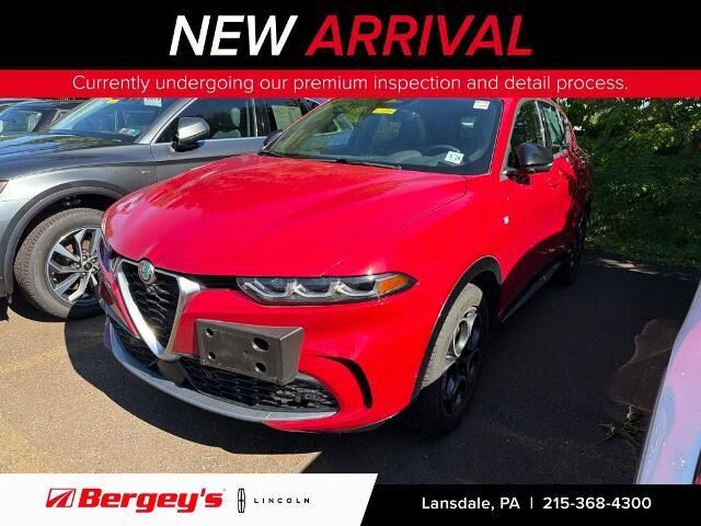 2024 Alfa Romeo Tonale Hybrid Ti