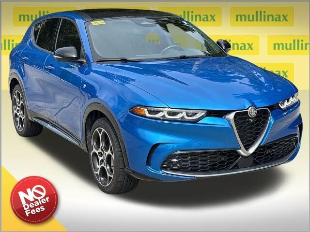2024 Alfa Romeo Tonale Hybrid Ti