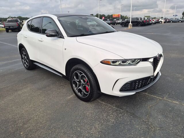 2024 Alfa Romeo Tonale Hybrid Ti