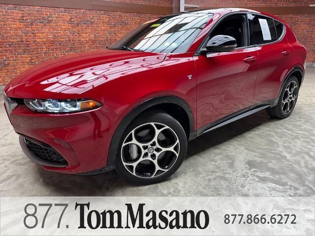 2024 Alfa Romeo Tonale Hybrid Ti