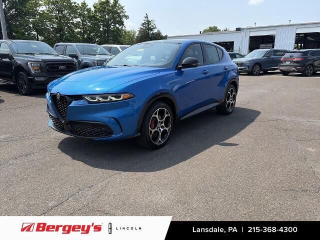 2024 Alfa Romeo Tonale Hybrid Veloce