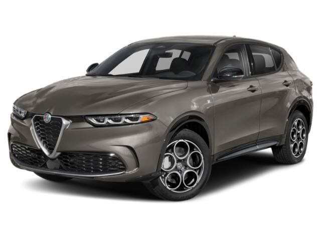 2024 Alfa Romeo Tonale Hybrid Veloce — photo 1 of 1