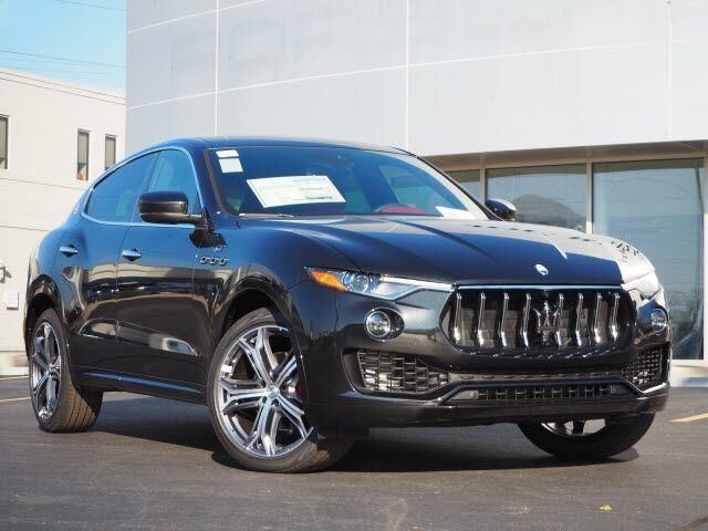 2023 Maserati Levante GT — photo 1 of 13