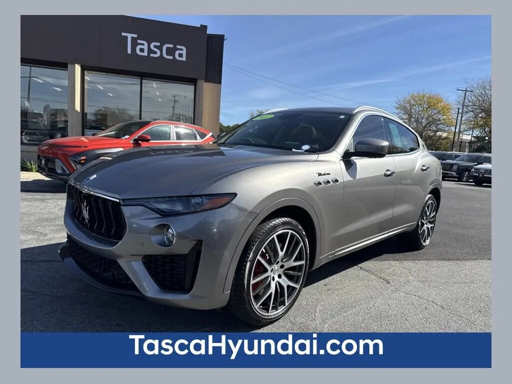 2022 Maserati Levante Modena — photo 1 of 13