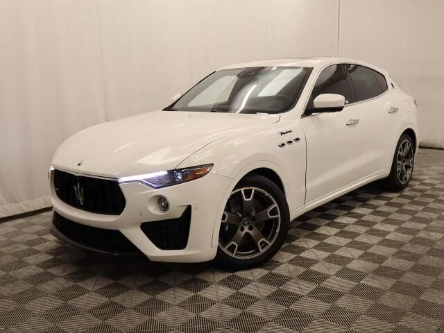 2023 Maserati Levante Modena — photo 1 of 13