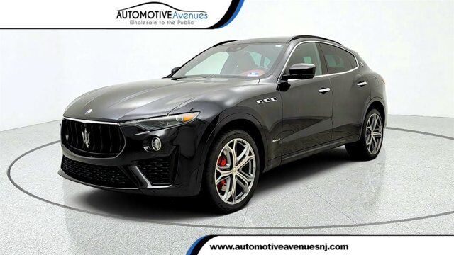 2019 Maserati Levante S GranSport — photo 1 of 2