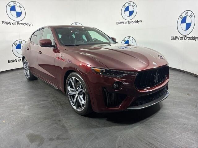 2023 Maserati Levante Trofeo