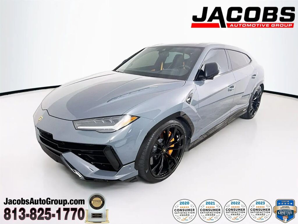 2023 Lamborghini Urus S — photo 1 of 1
